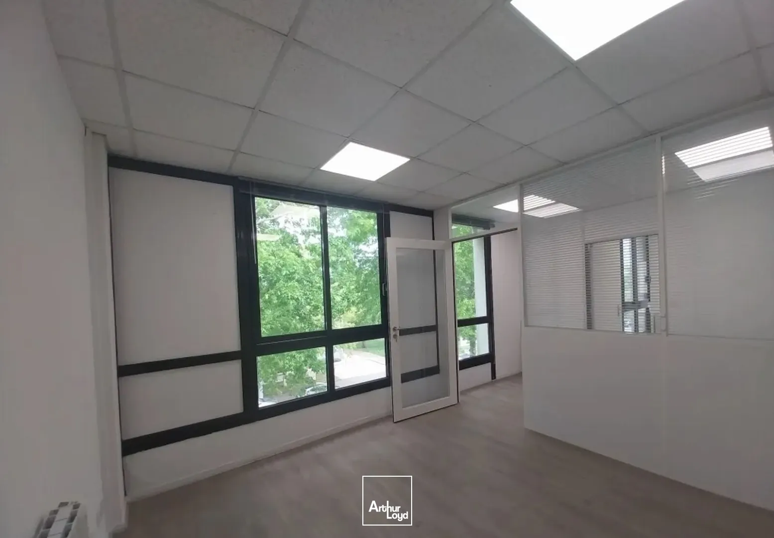 Bureaux - Location - SAINT NAZAIRE - 44600 - 89-89 - 7906342
