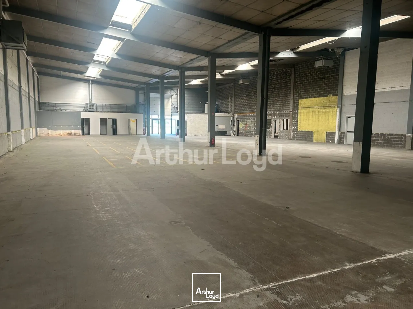 Locaux d'activité & Entrepôts - Location - VILLENEUVE D'ASCQ - 59650 - 396-1692 - 7906571