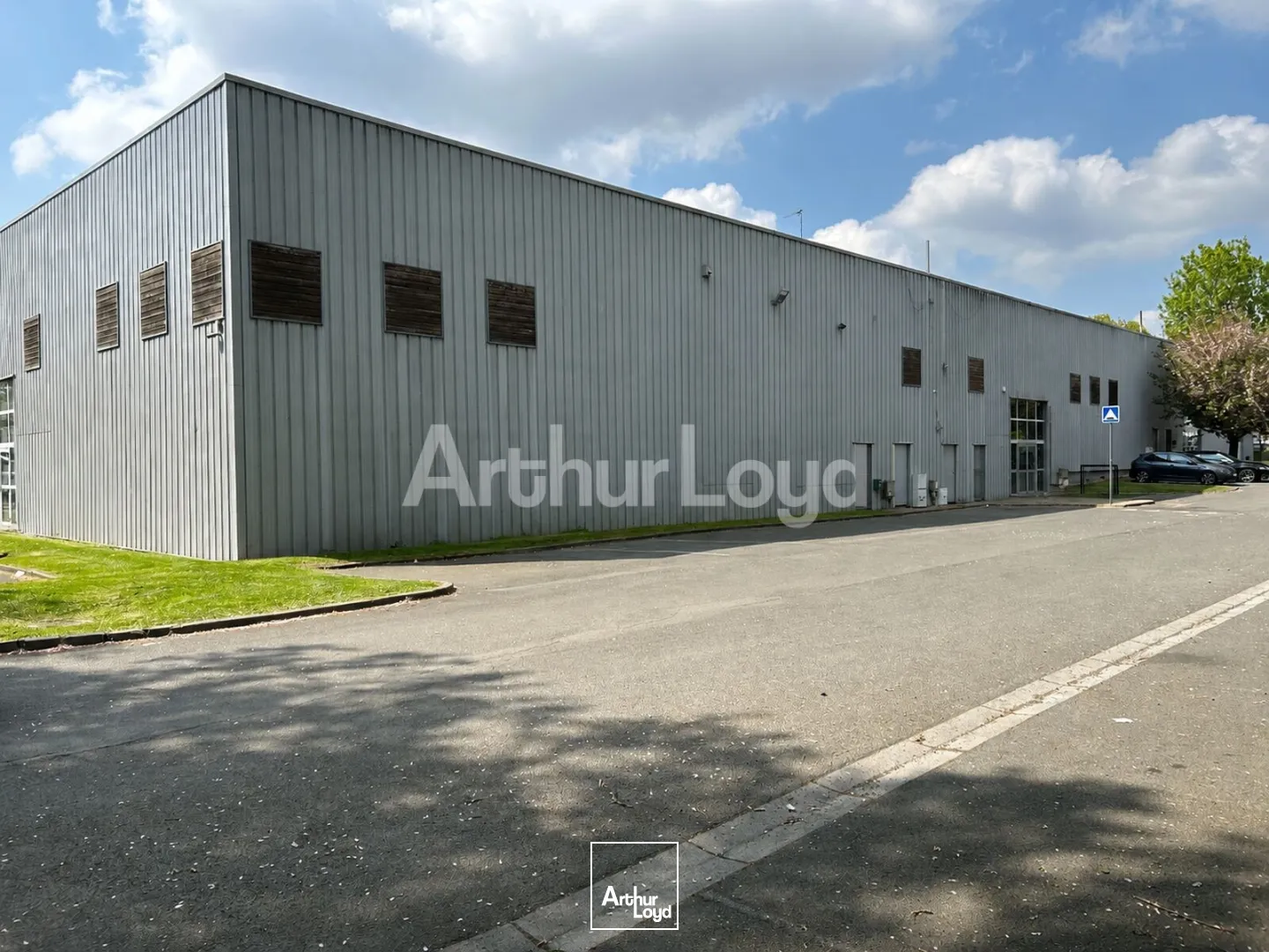 Locaux d'activité & Entrepôts - Location - VILLENEUVE D'ASCQ - 59650 - 396-1692 - 7906569