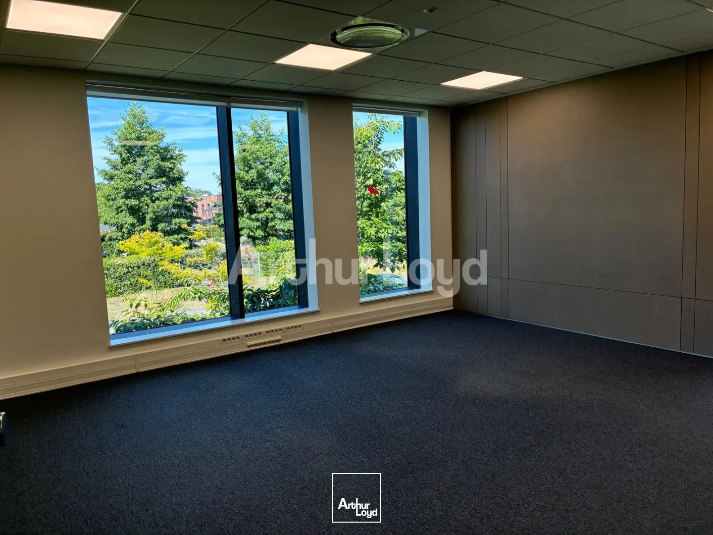 Bureaux - Location - SAINGHIN EN MELANTOIS - 59262 - 1267.35-4017.7 - 7906585