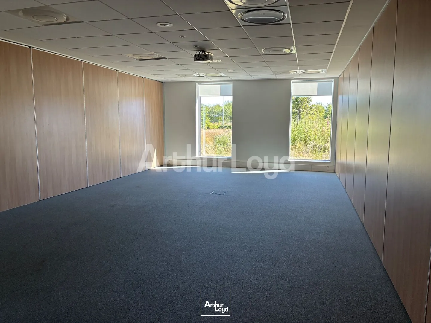 Bureaux - Location - SAINGHIN EN MELANTOIS - 59262 - 1267.35-4017.7 - 7906602