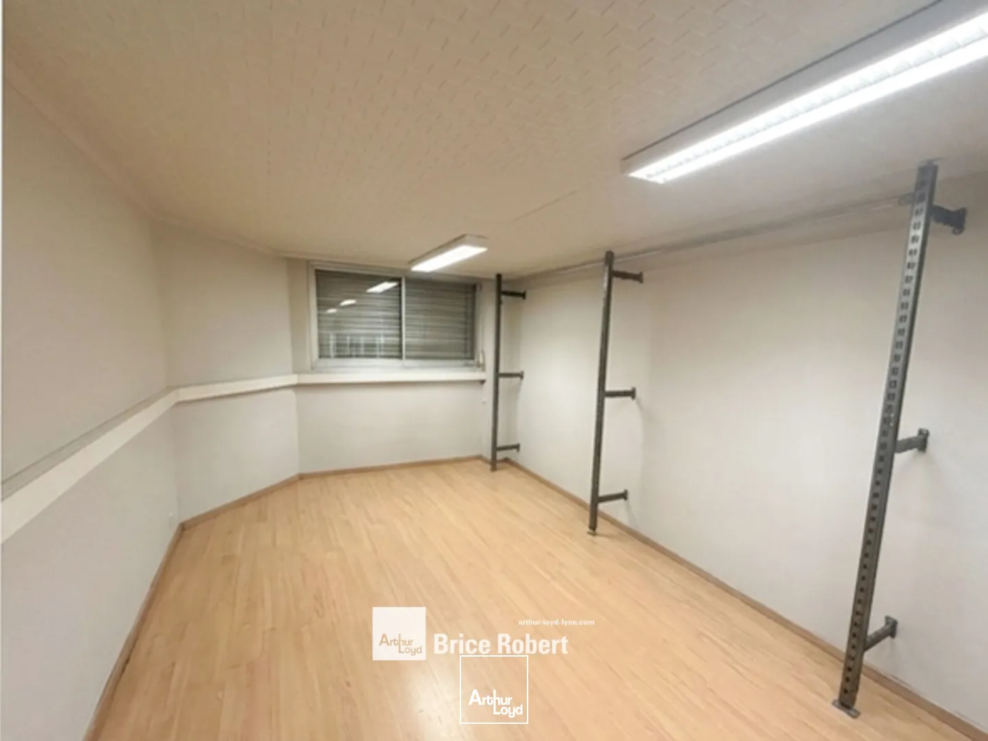 Locaux commerciaux - Location - LYON - 69006 - 80-80 - 7906707