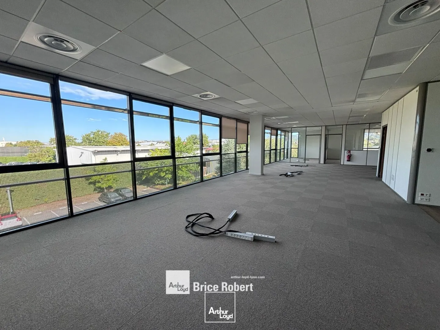 Bureaux - Location - CHAMPAGNE AU MONT D'OR - 69410 - 222-680 - 7906715