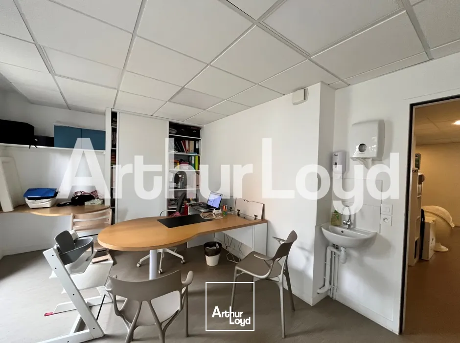 Bureaux - Location - HEROUVILLE SAINT CLAIR - 14200 - 126-126 - 7906812