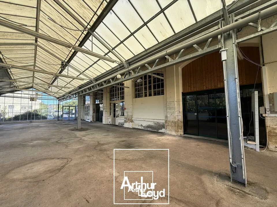 Locaux commerciaux - Location - SARLAT-LA-CANÉDA - 24200 - 835-835 - 7906906
