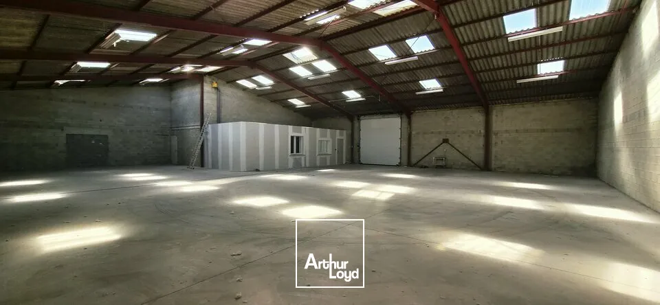 Locaux d'activité & Entrepôts - Location - QUETIGNY - 21800 - 440-440 - 7906914