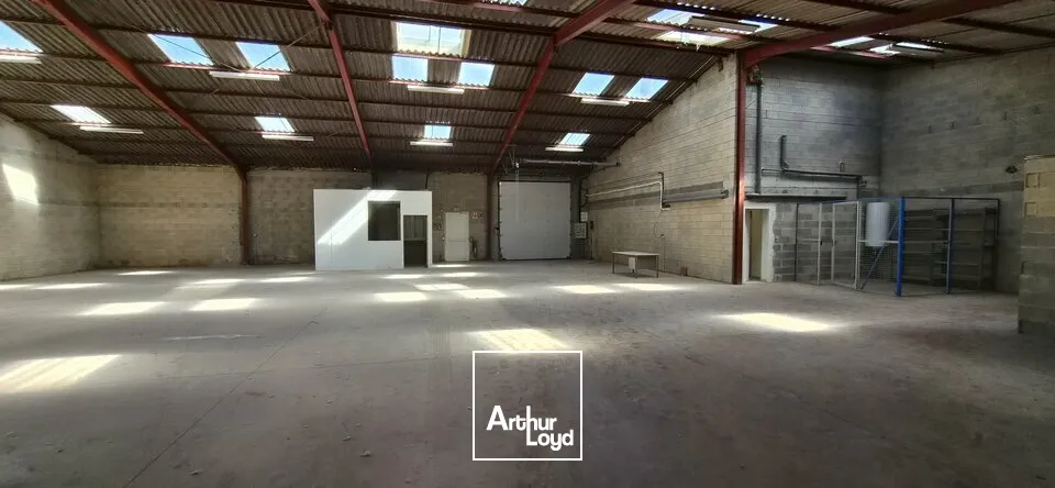Locaux d'activité & Entrepôts - Location - QUETIGNY - 21800 - 640-640 - 7906920