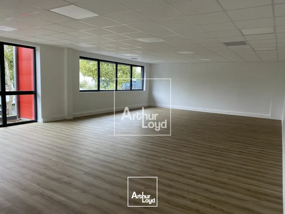 Locaux d'activité & Entrepôts - Location - BONDOUFLE - 91070 - 377-7594 - 7906947