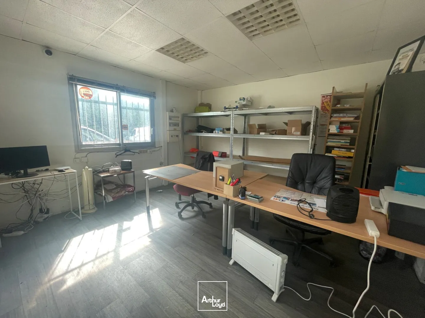 Locaux d'activité & Entrepôts - Location - MORTEFONTAINE EN THELLE - 60570 - 360-360 - 7907094
