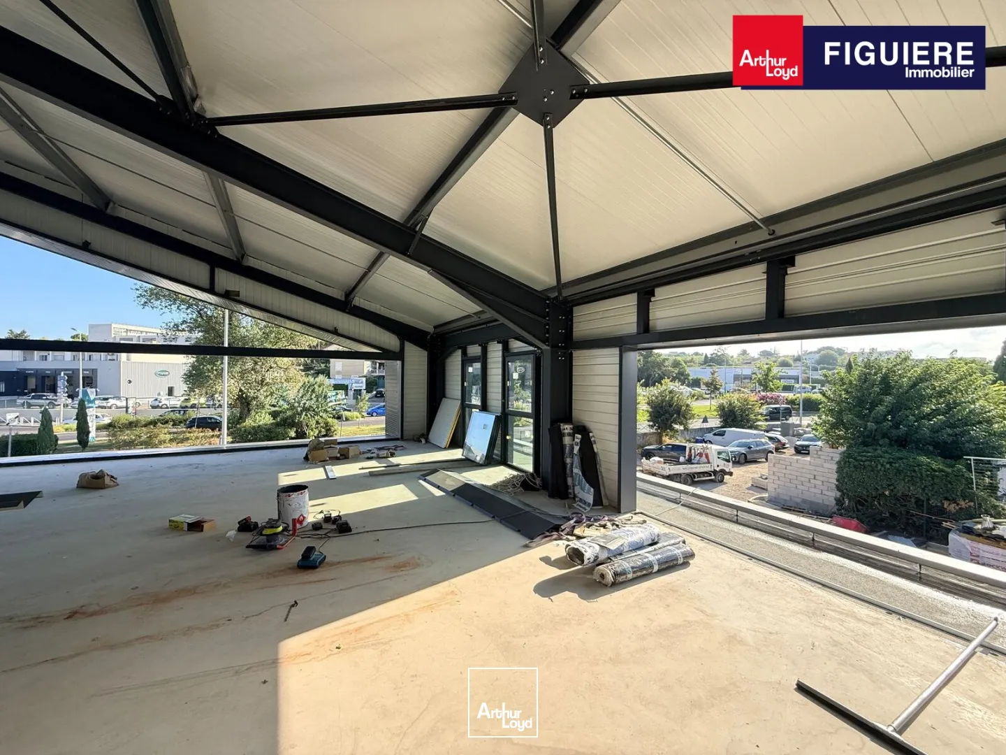 Locaux commerciaux - Location - SALON DE PROVENCE - 13300 - 40-443 - 7907119