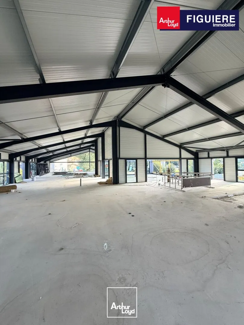 Locaux commerciaux - Location - SALON DE PROVENCE - 13300 - 40-443 - 7907120