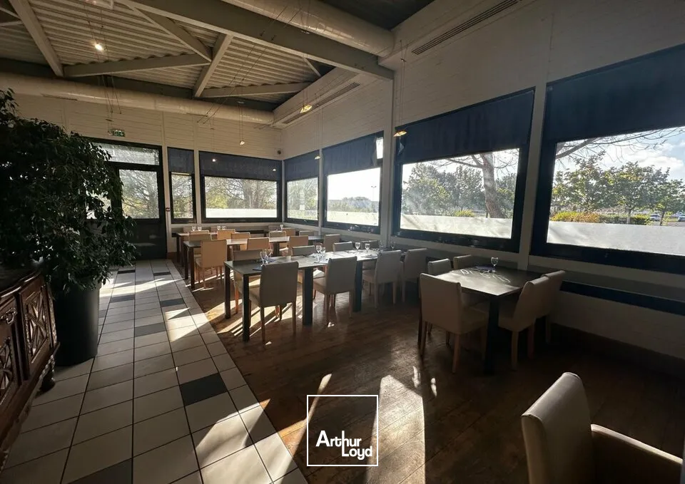 Locaux commerciaux - Vente - SAINT-DOULCHARD - 18230 - 600-600 - 7907334