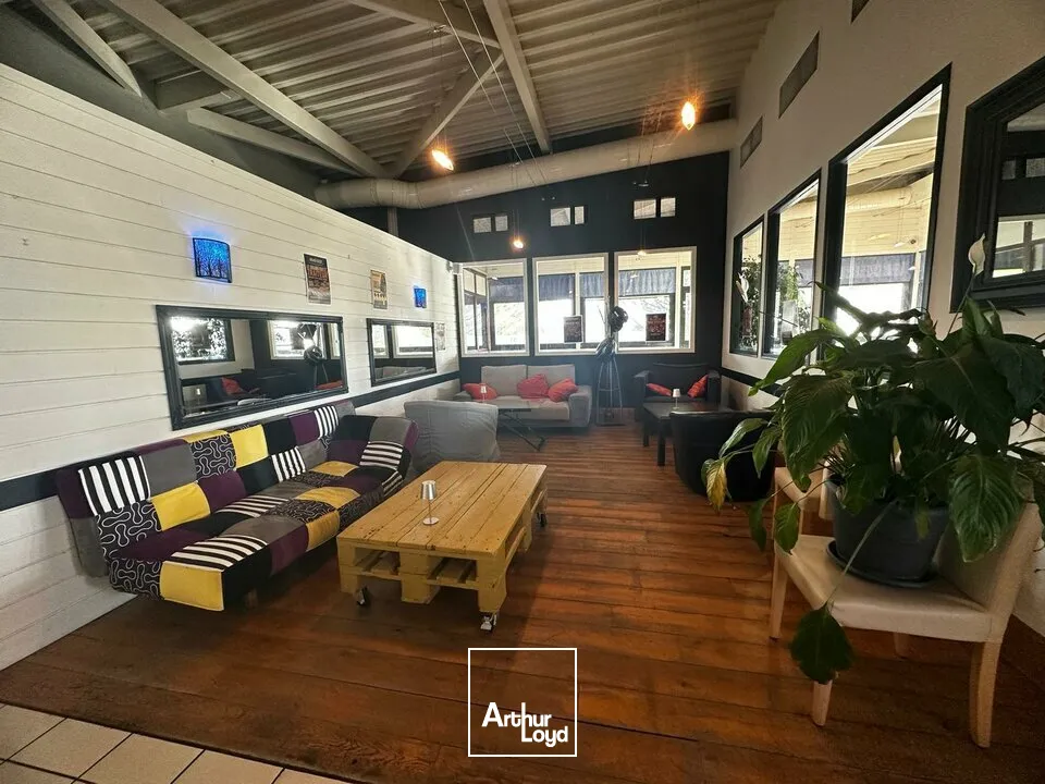 Locaux commerciaux - Vente - SAINT-DOULCHARD - 18230 - 600-600 - 7907336