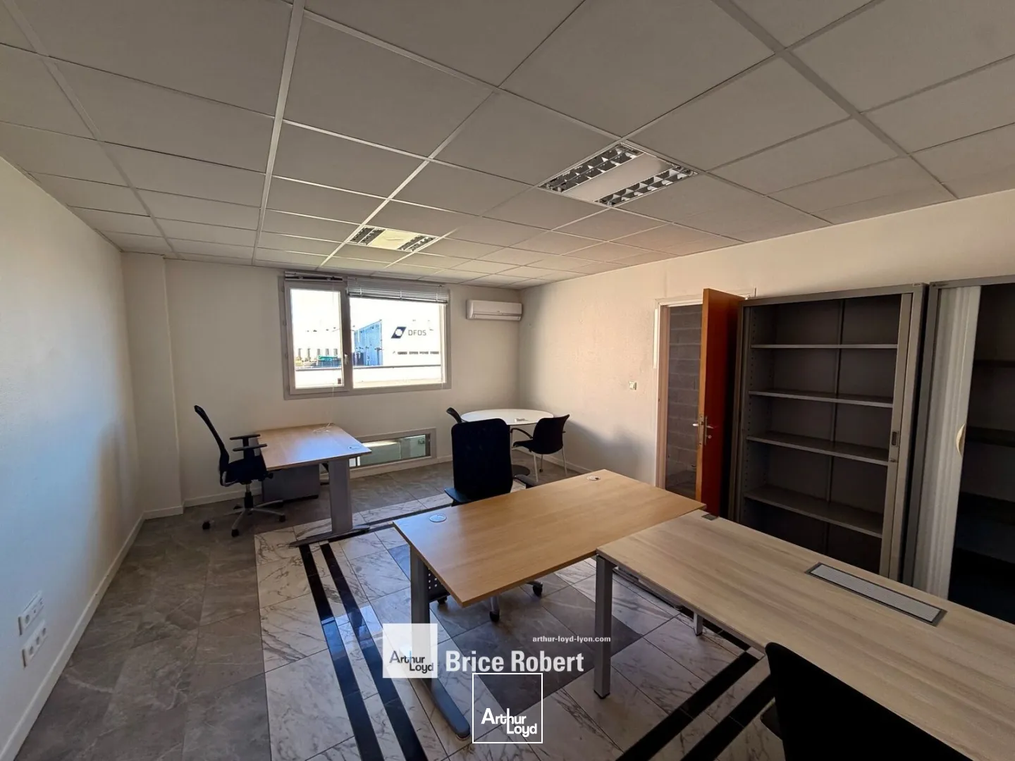 Locaux d'activité & Entrepôts - Location - SAINT PRIEST - 69800 - 100-210 - 7907614