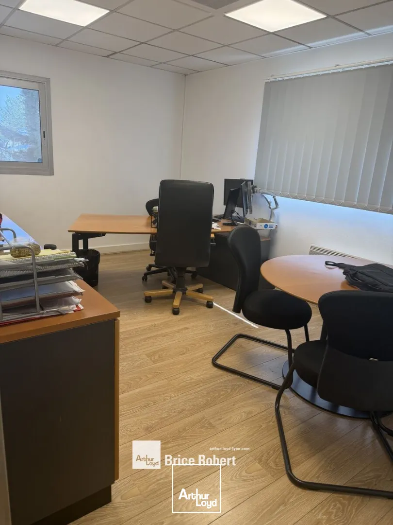 Locaux d'activité & Entrepôts - Location - MIONS - 69780 - 851-851 - 7907631