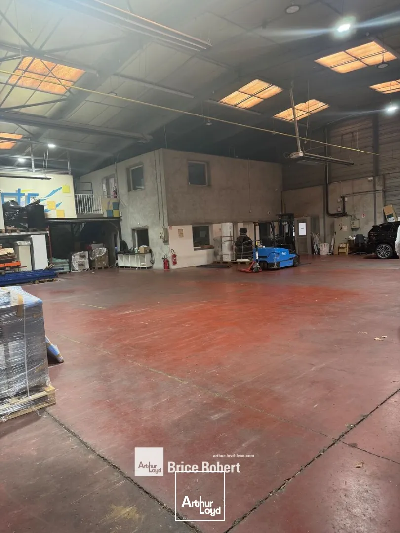 Locaux d'activité & Entrepôts - Location - MIONS - 69780 - 851-851 - 7907635