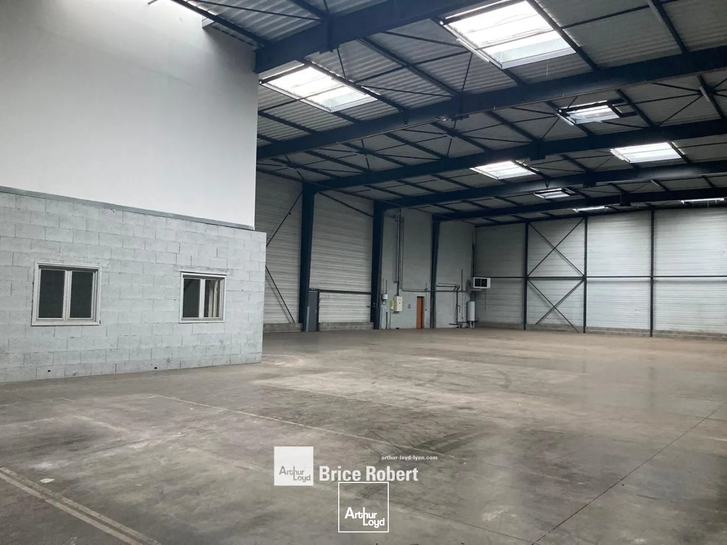 Locaux d'activité & Entrepôts - Location - DECINES CHARPIEU - 69150 - 488.7-2729 - 7907656