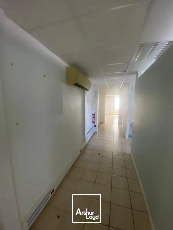 Bureaux - Vente - Fort De France - 97200 - 240-240 - 7907672