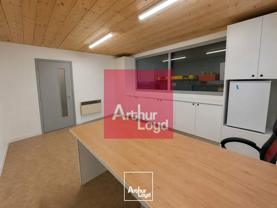 Locaux d'activité & Entrepôts - Location - COURNON D'AUVERGNE - 63800 - 350-350 - 7908898