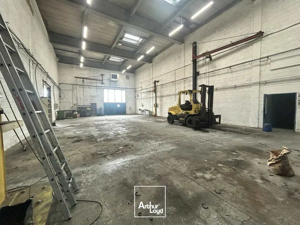 Locaux d'activité & Entrepôts - Location - CHALON SUR SAONE - 71100 - 300-900 - 7908929