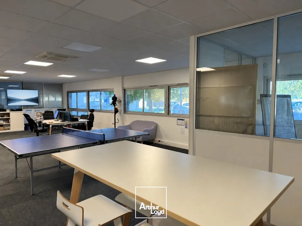 Bureaux - Location - TOURS - 37100 - 157.79-157.79 - 7909008