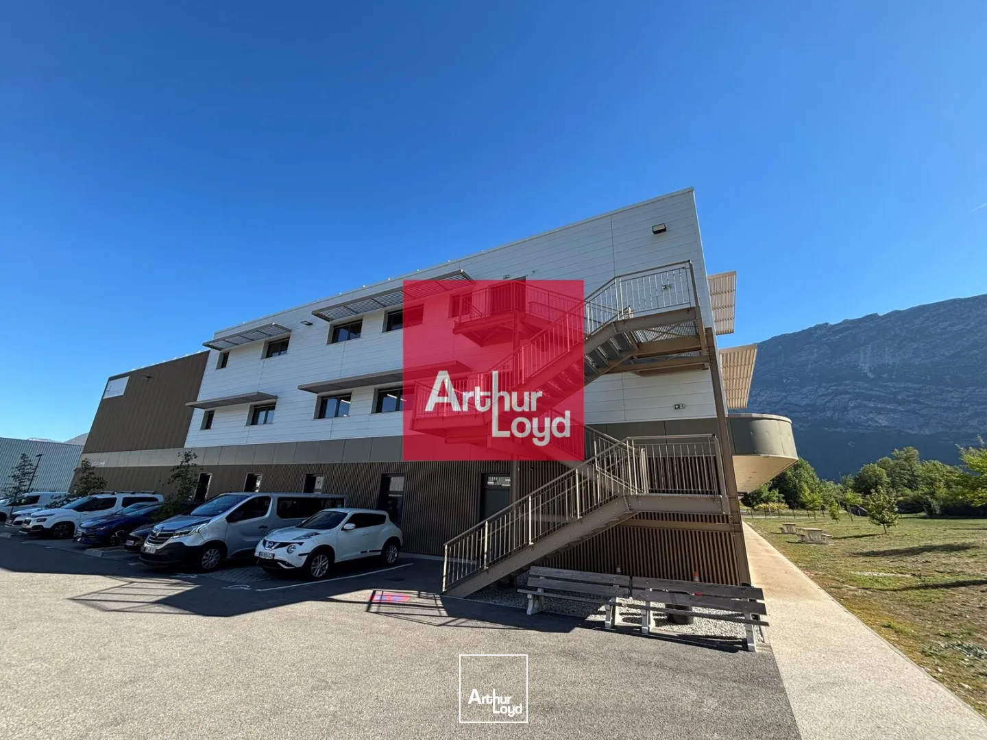 Bureaux - Location - SAINT EGREVE - 38120 - 11.84-49.72 - 7909303