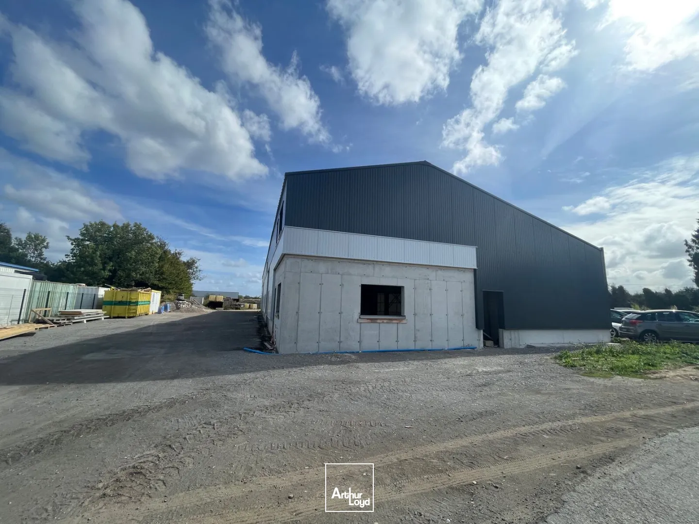 Locaux d'activité & Entrepôts - Location - LA TRINITE DE THOUBERVILLE - 27310 - 245-856 - 7909407