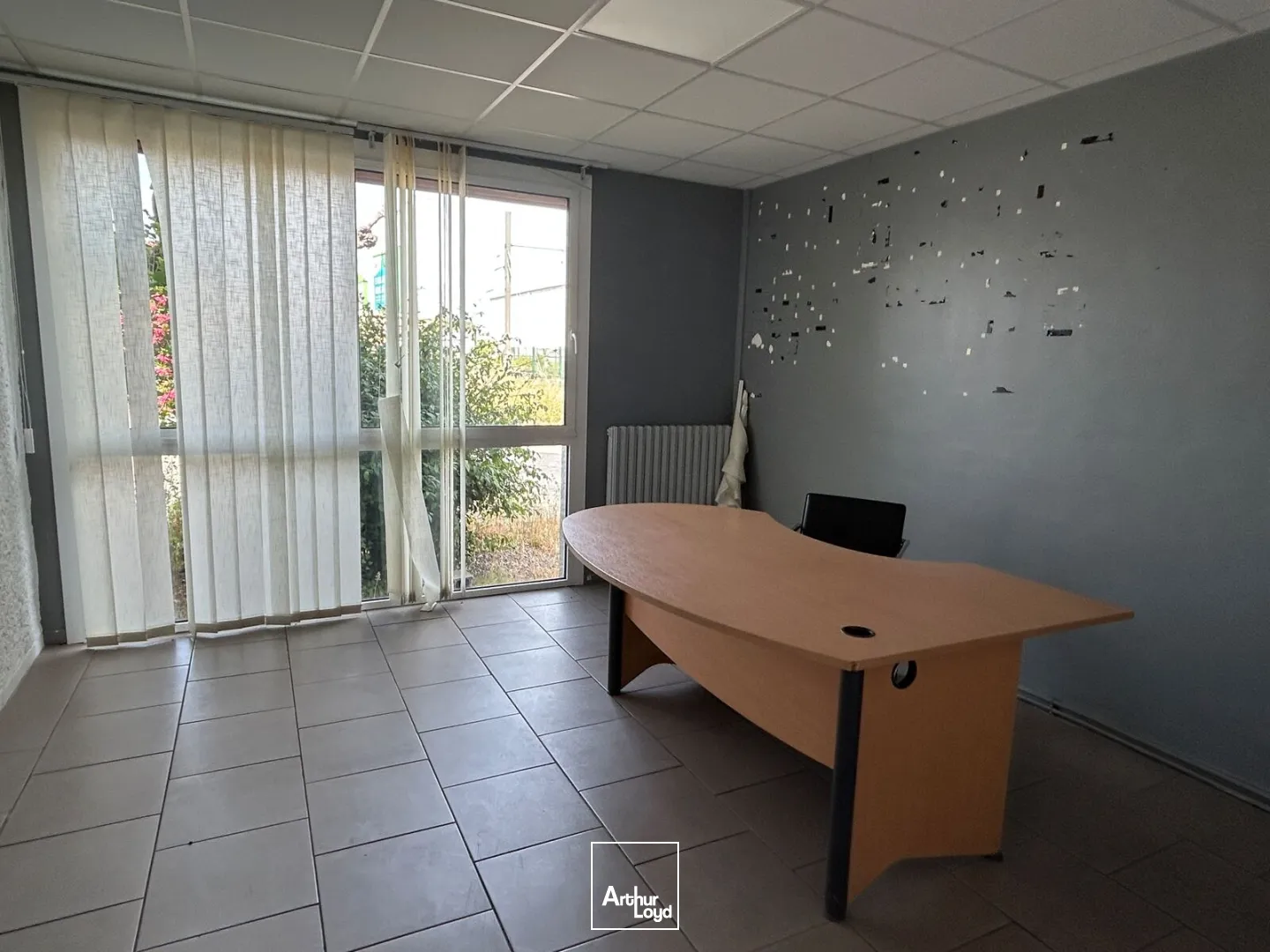 Locaux d'activité & Entrepôts - Location - PERPIGNAN - 66000 - 3200-3200 - 7909438