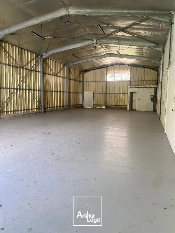 Locaux d'activité & Entrepôts - Location - Le Lamentin - 97232 - 250-250 - 7909830