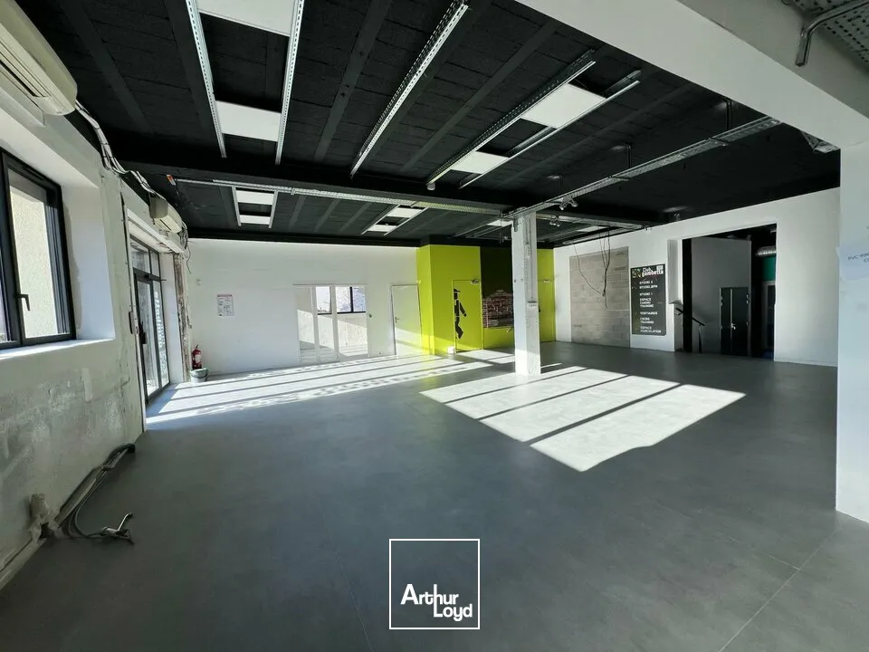 Bureaux - Vente - BOURG LES VALENCE - 26500 - 120-2142 - 7909898