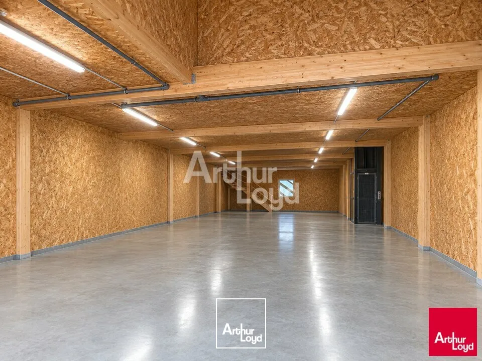 Locaux d'activité & Entrepôts - Location - PACE - 35740 - 360-360 - 7909950