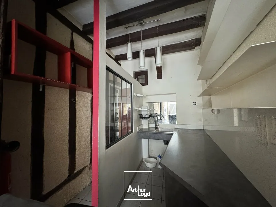 Locaux commerciaux - Location - TOURS - 37000 - 28-28 - 7910004