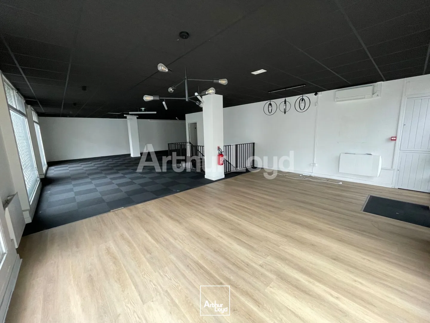 Locaux commerciaux - Location - LILLE - 59000 - 280-280 - 7910535