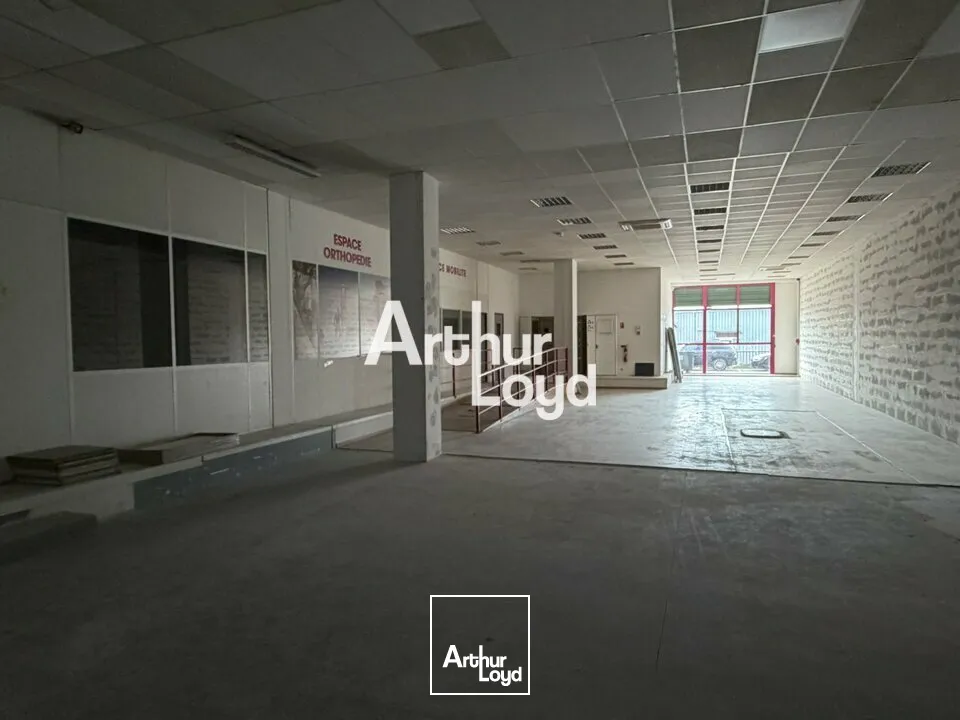 Locaux d'activité & Entrepôts - Location - VILLENEUVE LOUBET - 06270 - 500-500 - 7910724