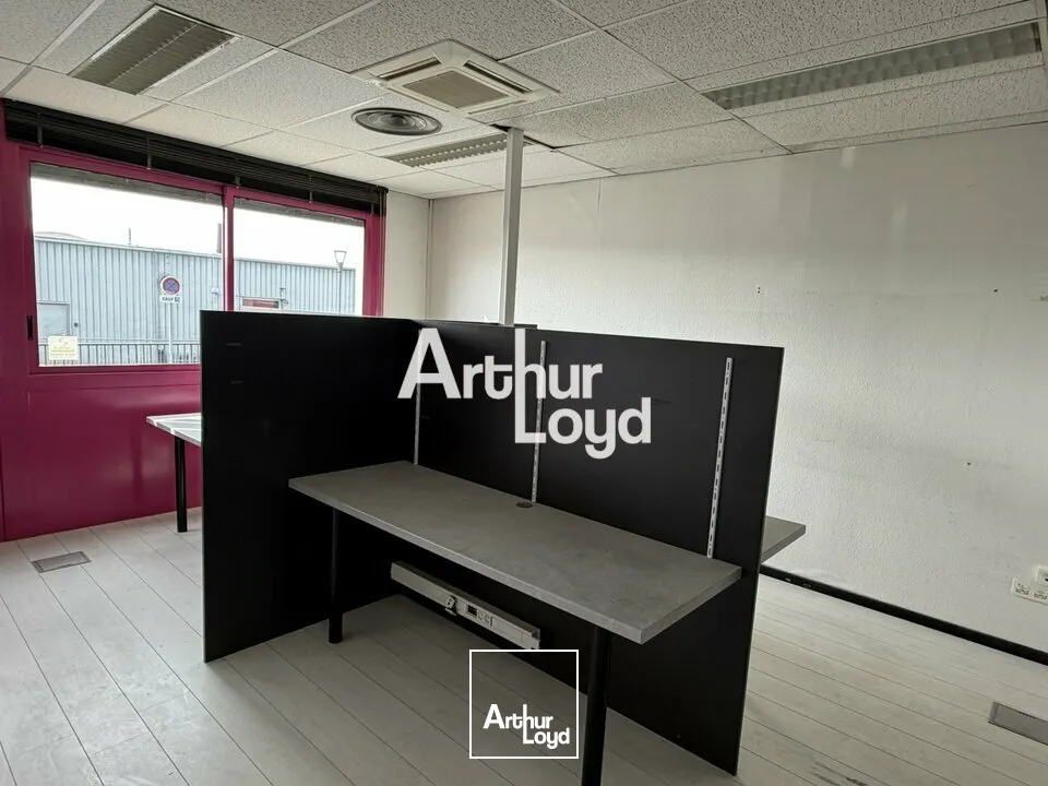 Locaux d'activité & Entrepôts - Location - VILLENEUVE LOUBET - 06270 - 500-500 - 7910725