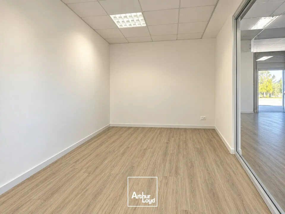 Locaux d'activité & Entrepôts - Location - VARETZ - 19240 - 850-850 - 7910794