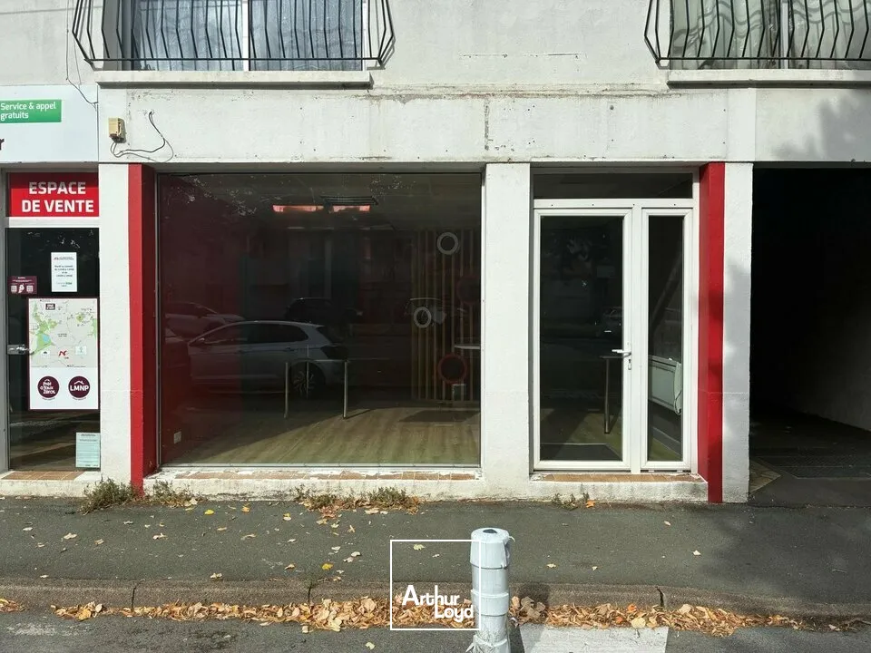 Locaux commerciaux - Location - LA ROCHE-SUR-YON - 85000 - 30-30 - 7910866