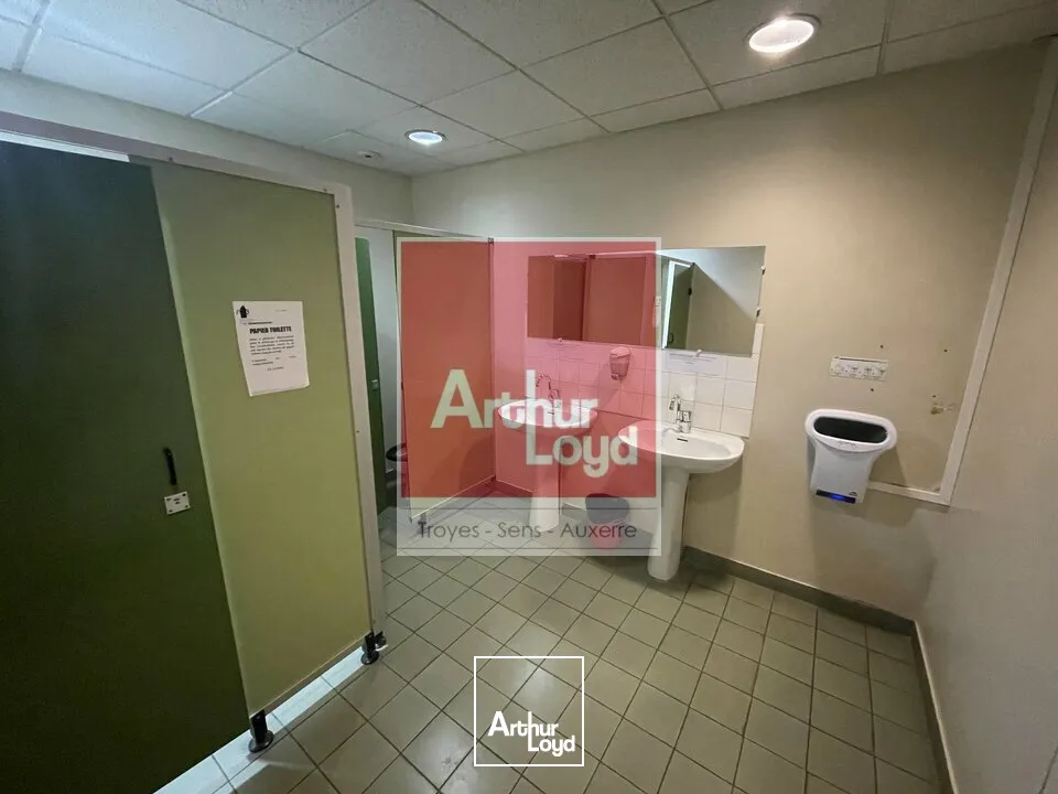 Bureaux - Vente - SAINT-CLÉMENT - 89100 - 294.2-294.2 - 7910897