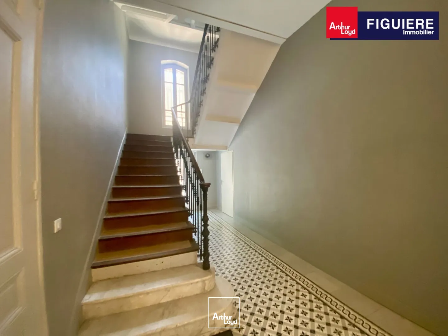 Bureaux - Vente - SALON DE PROVENCE - 13300 - 561.78-561.78 - 7910930