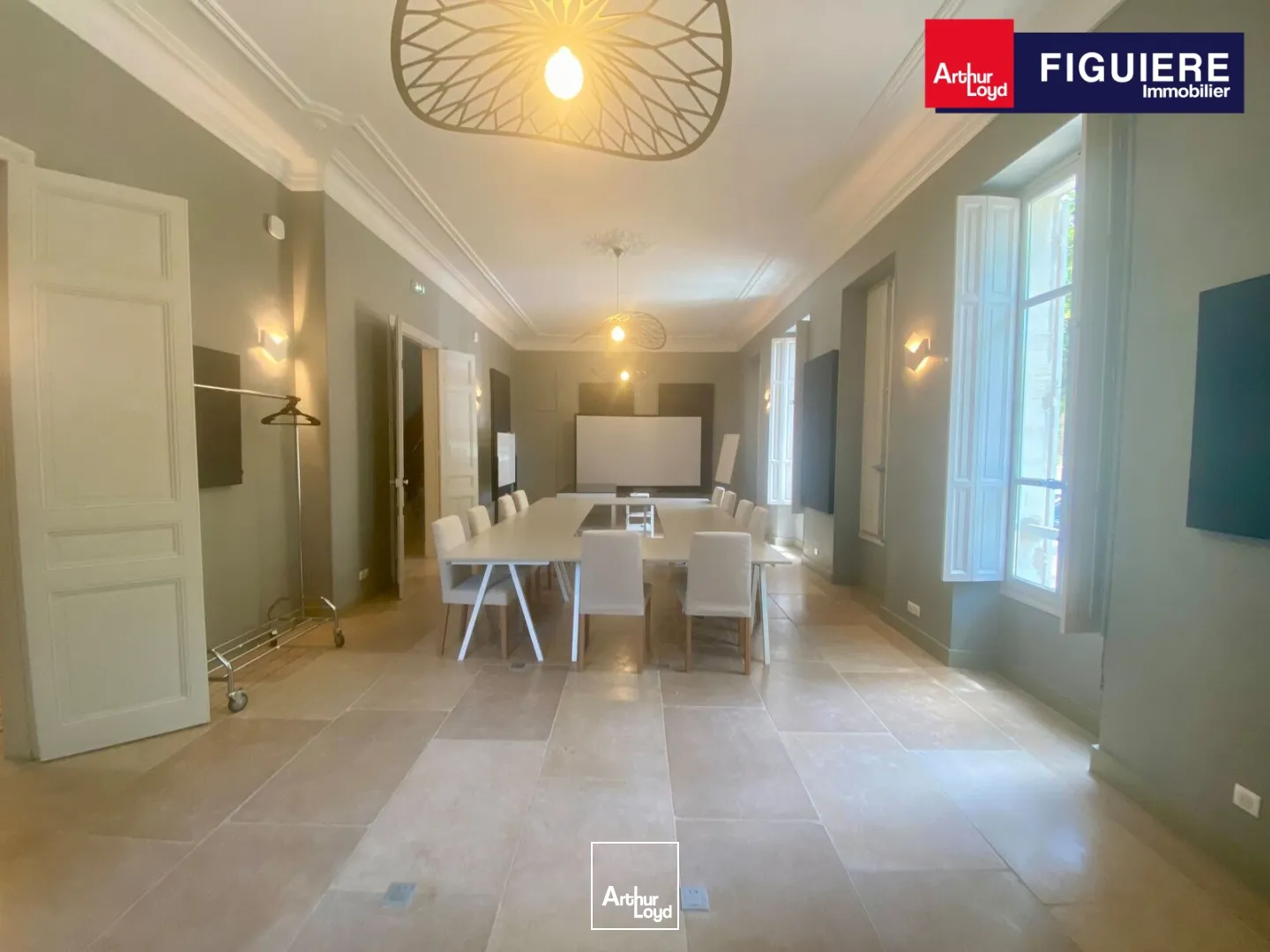 Bureaux - Vente - SALON DE PROVENCE - 13300 - 561.78-561.78 - 7910926