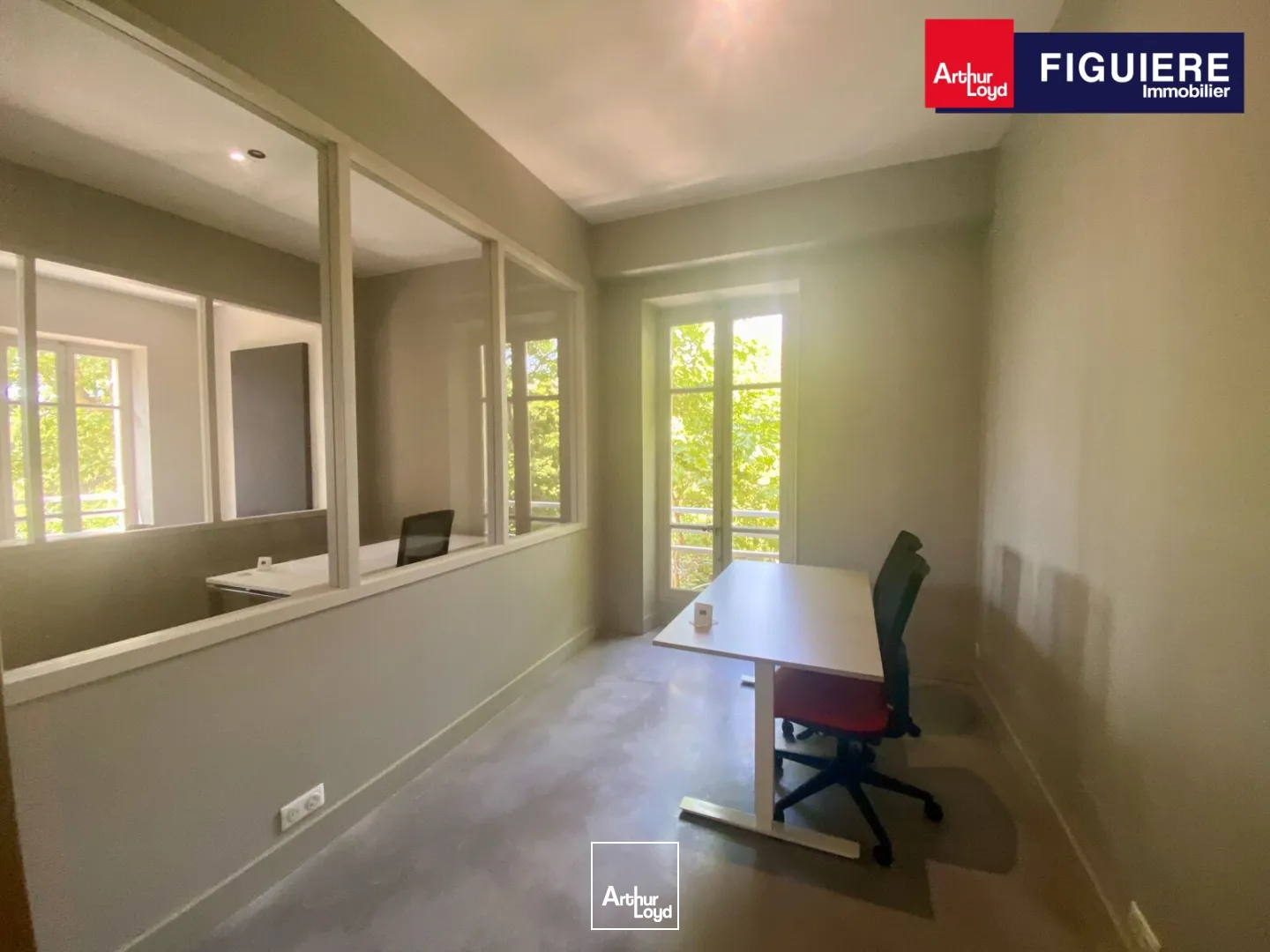 Bureaux - Vente - SALON DE PROVENCE - 13300 - 561.78-561.78 - 7910935