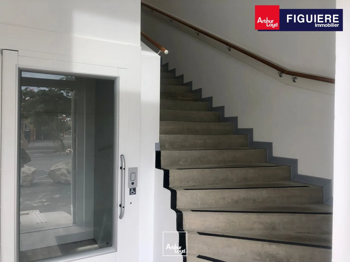 Bureaux - Location - ISTRES - 13800 - 39-134 - 7910945