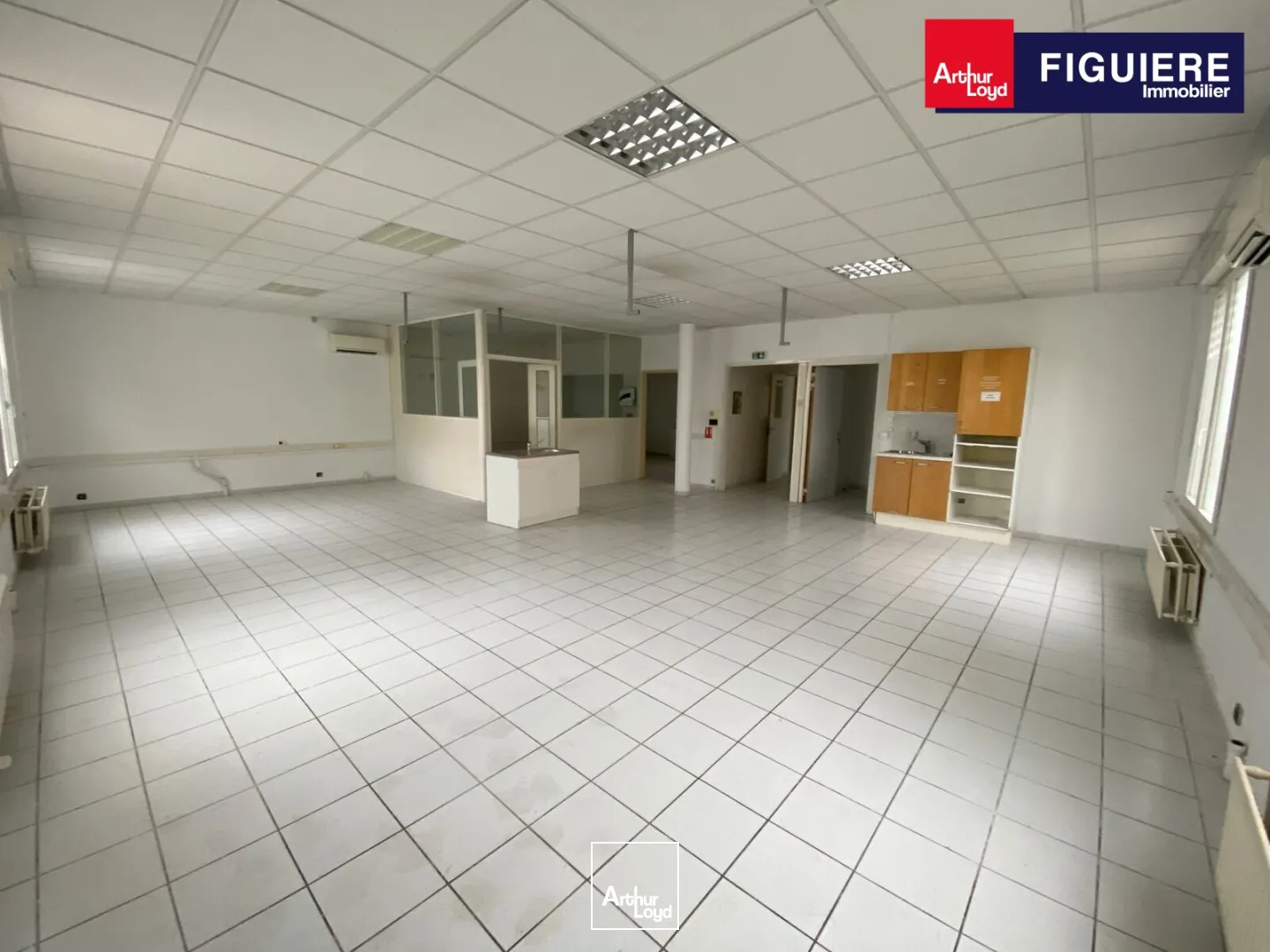 Bureaux - Location - SALON DE PROVENCE - 13300 - 200-200 - 7910960