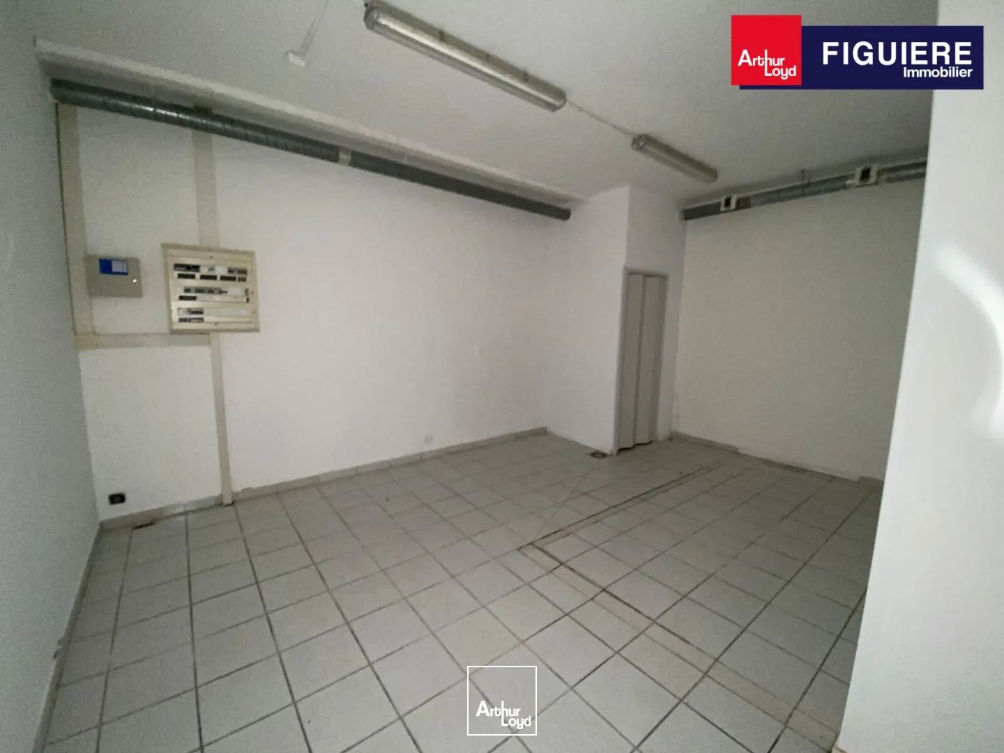 Bureaux - Location - SALON DE PROVENCE - 13300 - 200-200 - 7910965
