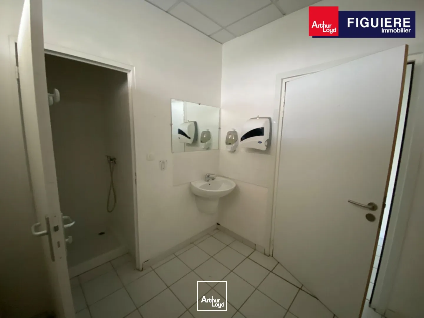 Bureaux - Location - SALON DE PROVENCE - 13300 - 200-200 - 7910967