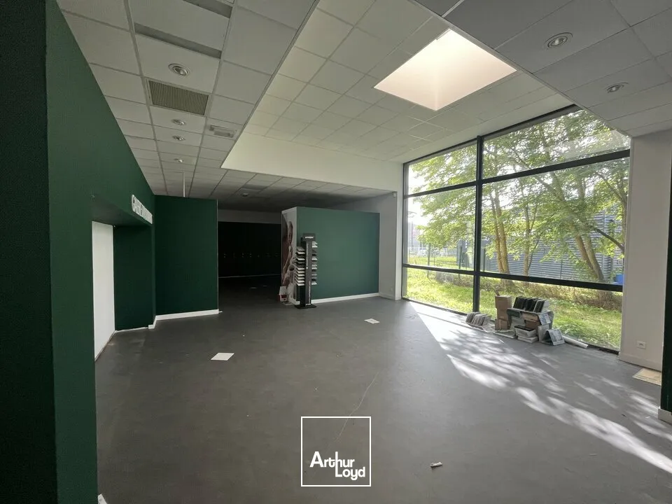 Locaux commerciaux - Location - GONFREVILLE L'ORCHER - 76700 - 537-537 - 7910974
