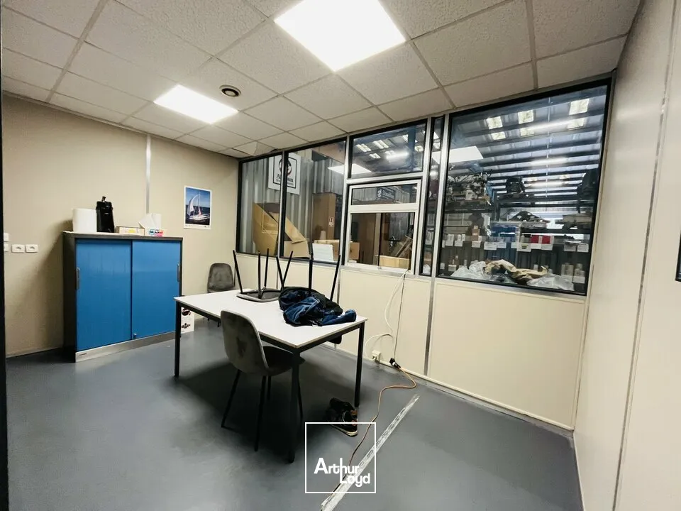 Locaux d'activité & Entrepôts - Location - GONFREVILLE-L'ORCHER - 76700 - 920-920 - 7910990