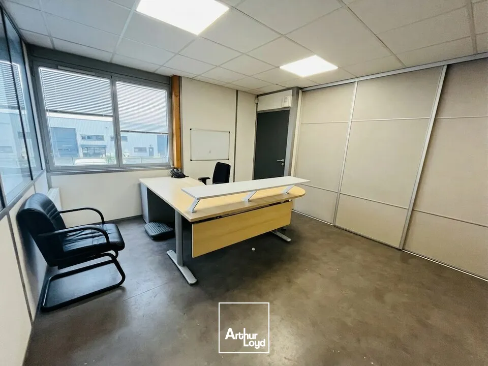 Locaux d'activité & Entrepôts - Vente - LE HAVRE - 76620 - 233-233 - 7910995