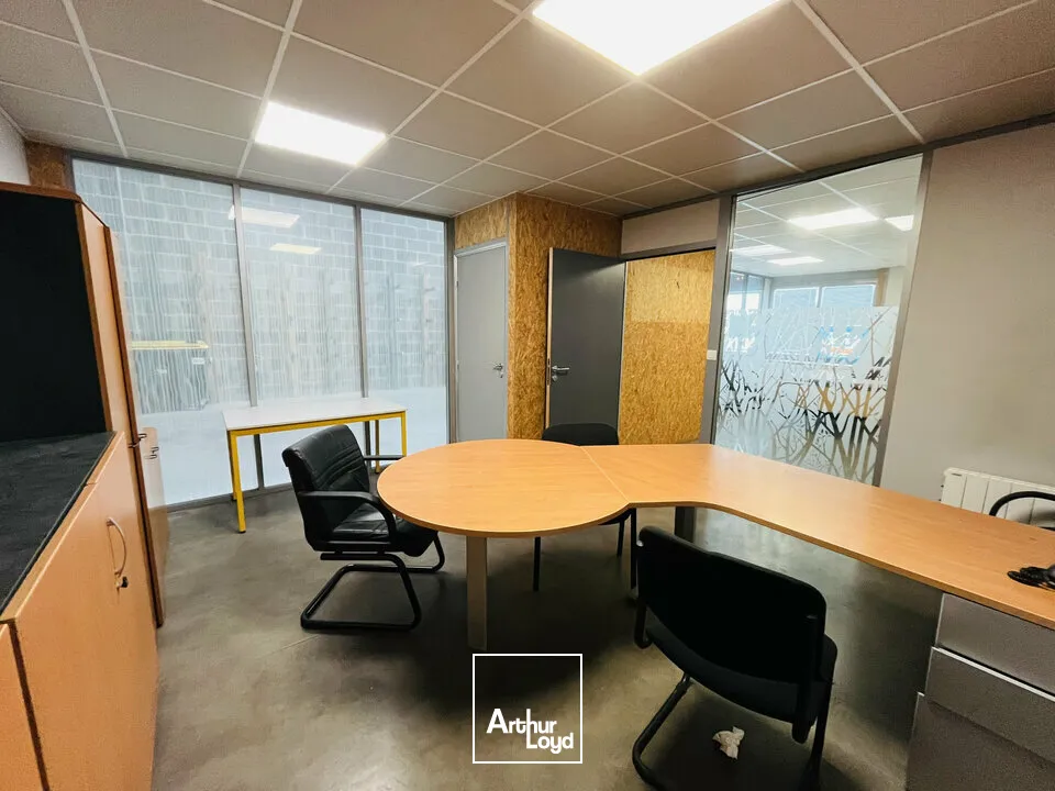 Locaux d'activité & Entrepôts - Vente - LE HAVRE - 76620 - 233-233 - 7910997