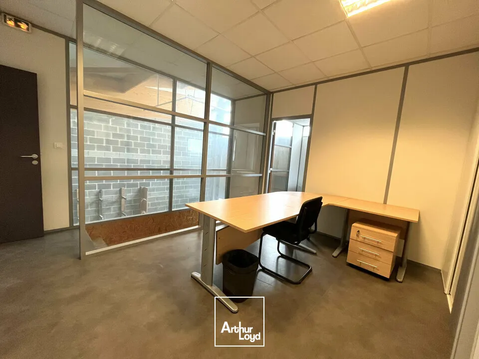 Locaux d'activité & Entrepôts - Vente - LE HAVRE - 76620 - 233-233 - 7910998